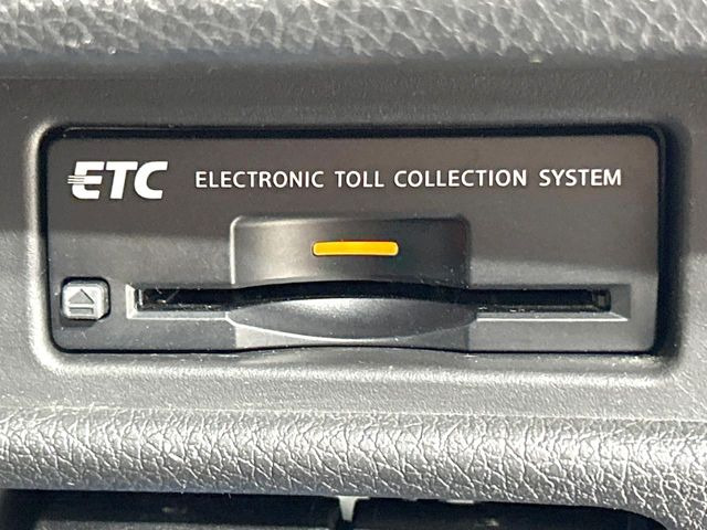 【ETC】高速道路の料金所をストレスなく通過!話題のスポットやサービスエリアに多い「スマートIC」利用時は必須のアイテムです。当店でセットアップを実施、ご納車当日からすぐにご利用いただけます!