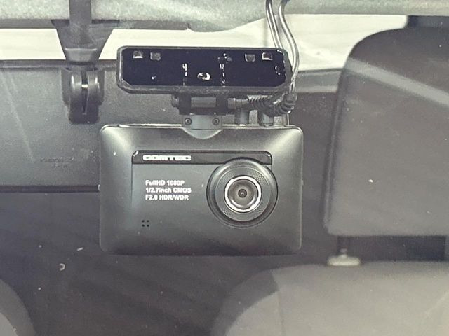 【ドライブレコーダー】ドライブレコーダー装備!走行中はもちろん、あおり運転や事故に遭遇した際、映像で記録し、万一のリスクに備えます。※記録用SDカードはお客様ご自身でご準備いただく必要があります。
