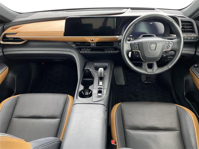 クラウンクロスオーバー2.4 RS アドバンスト E-Four advanced 4WD