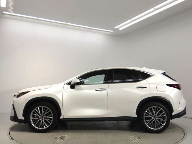 NX350h バージョンL 4WD