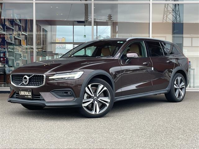 V60クロスカントリーB5 AWD プロ 4WD