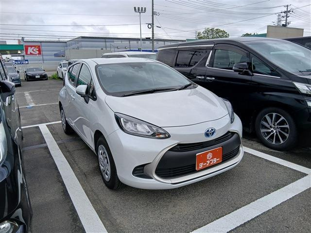 アクア1.5 G E-Four 4WD