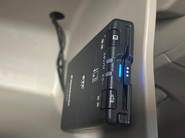 【ETC】高速道路の料金所をストレスなく通過!話題のスポットやサービスエリアに多い「スマートIC」利用時は必須のアイテムです。当店でセットアップを実施、ご納車当日からすぐにご利用いただけます!