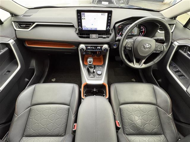 RAV42.0 アドベンチャー 4WD