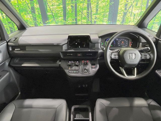 ステップワゴン2.0 e:HEV スパーダ