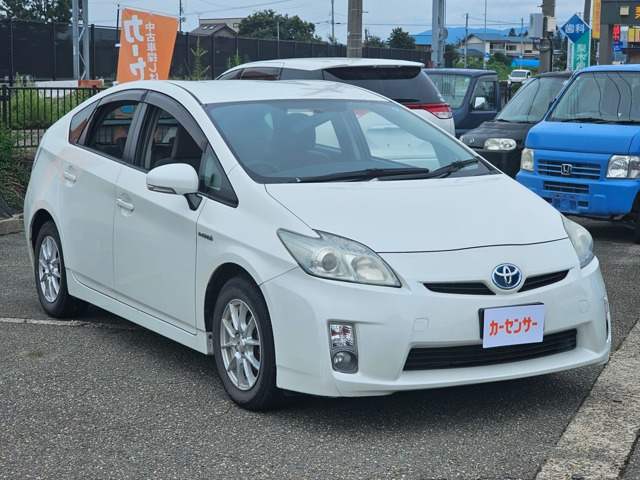 プリウス1.8 S