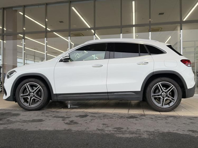 GLAクラスGLA200d 4マチック AMGライン 4WD