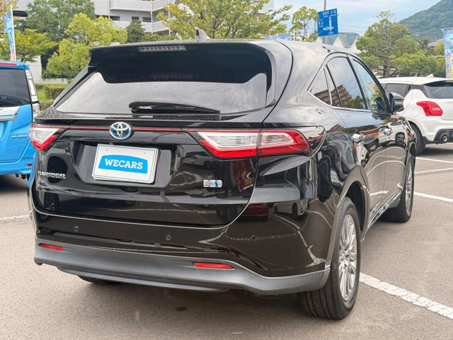 ハリアー2.5 ハイブリッド E-Four プレミアム メタル アンド レザーパッケージ 4WD