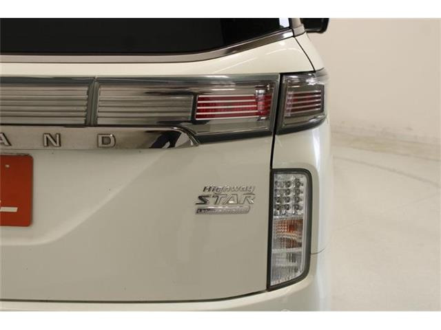 �ቿ�i�ŗǎ��Ȃ��Ԃ�S�Б���3,000�݌ɂ��炨�I�т��������܂��B�c�Ǝ��� 10:00�`19:00