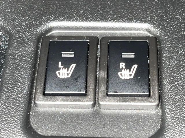 【シートヒーター】寒い日に重宝するシートヒーター!エアコンより早く温まってくれるので寒がりの人も安心ですね♪エアコンの温風は乾燥するから苦手、という方にもをおすすめです。