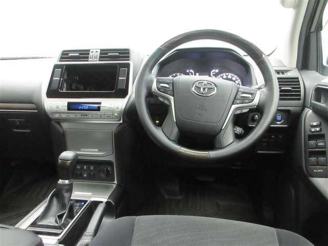 ランドクルーザープラド2.8 TX ディーゼル 4WD