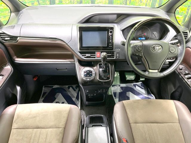エスクァイア2.0 Gi プレミアムパッケージ