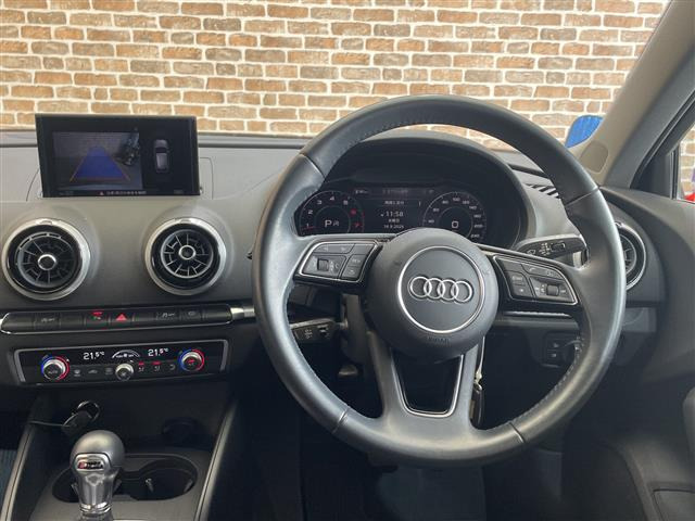 A3スポーツバック2.0 TFSI クワトロ 4WD