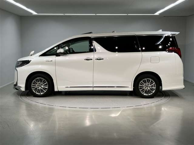 アルファードハイブリッド 2.5 S E-Four 4WD