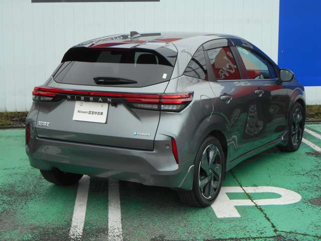 ノートオーラ1.2 G レザーエディション