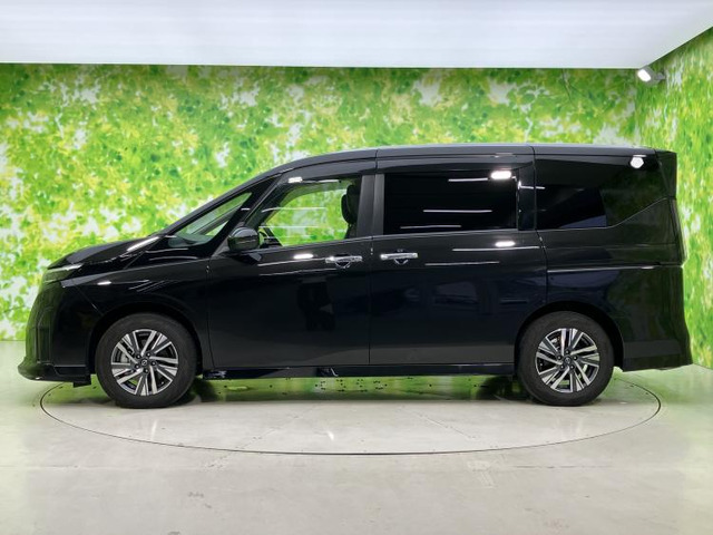セレナ1.4 e-POWER ハイウェイスターV