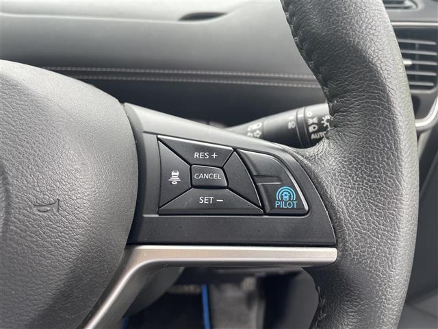 セレナ1.2 e-POWER ハイウェイスターV