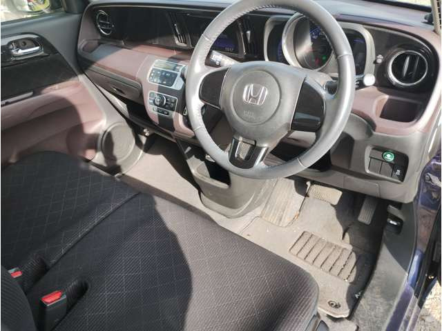 N-ONEプレミアム Lパッケージ 4WD
