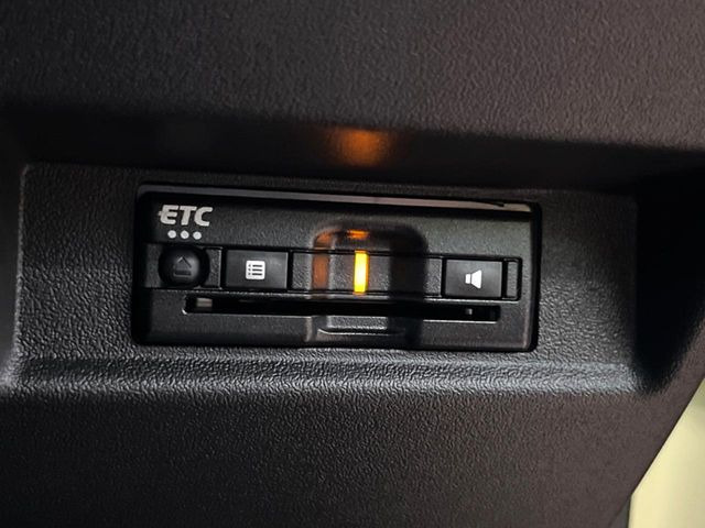 【ETC】高速道路の料金所をストレスなく通過!話題のスポットやサービスエリアに多い「スマートIC」利用時は必須のアイテムです。当店でセットアップを実施、ご納車当日からすぐにご利用いただけます!