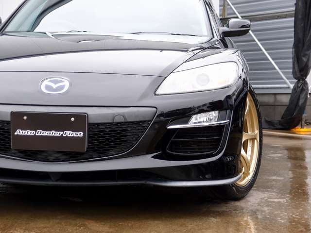 走行130,578km時に93万円かけてリビルトエンジンに交換済み!BLTZ車高調、ADVAN製RG?19AW、Rマジックマフラー、Rマジックリアウイングなど多数の高額パーツに加え強化クラッチ交換済