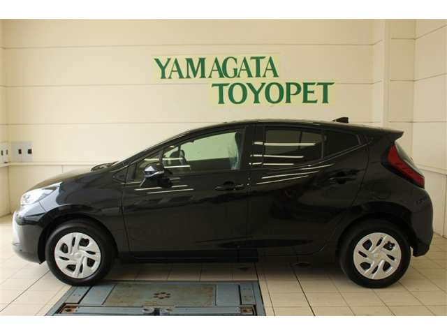 アクア1.5 G E-Four 4WD