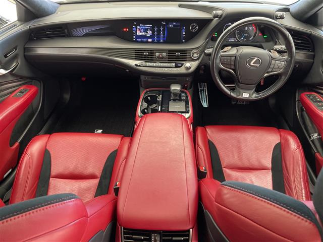 LS500 Fスポーツ