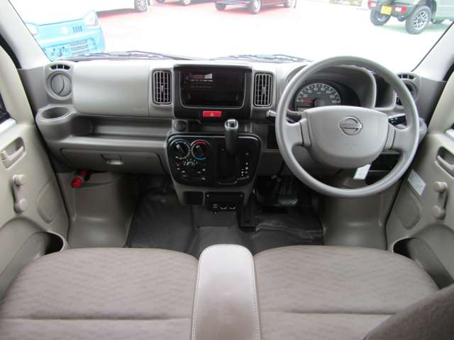 NV100クリッパーDX ハイルーフ 5AGS車