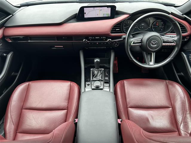 MAZDA3ファストバック2.0 20S バーガンディ セレクション