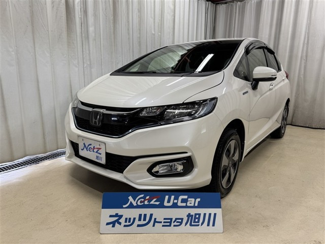 フィット1.5 ハイブリッド L ホンダセンシング 4WD