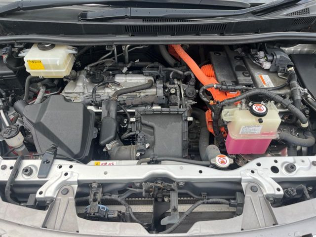 親切・丁寧な専門メカニックスタッフが応対!・車検・点検整備・事故等の修理などアフターサービスも安心。お車のカスタマイズもネクステージのサービススタッフまでご相談ください!