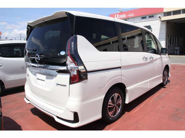 セレナ1.2 e-POWER ハイウェイスターV