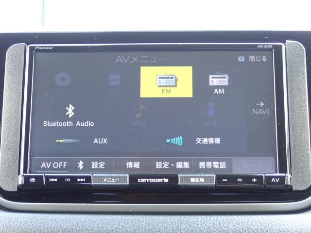 オーディオソースはご覧の通りです。Bluetoothを搭載しています。スマホと連動させると音楽等楽しむことが出来ます。