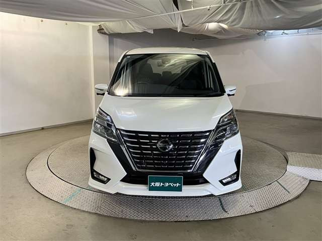 セレナ2.0 ハイウェイスターV