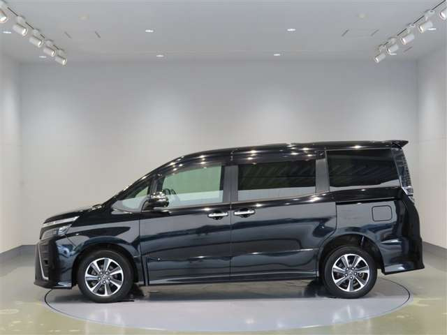 ヴォクシー2.0 ZS 煌 4WD