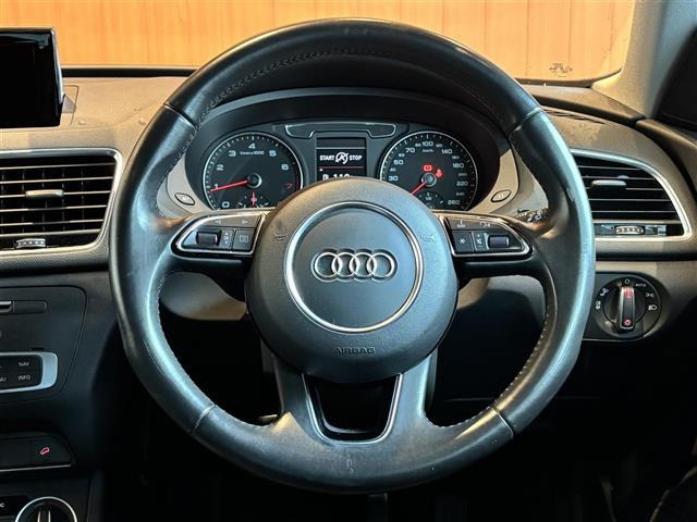 Q32.0 TFSI クワトロ 220PS 4WD