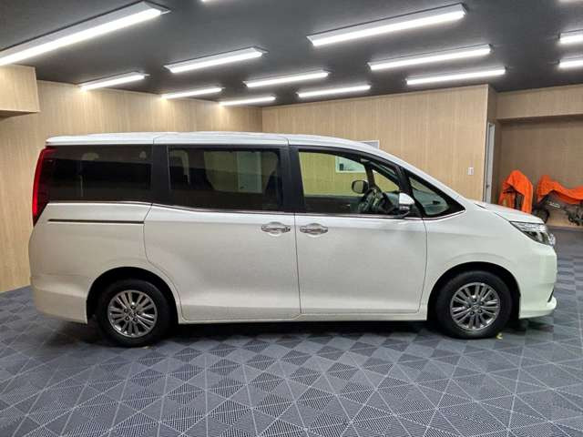 TRENOSには多数、車種様々な在庫がございます。きっとお気に入りの一台に出会えるはずです♪