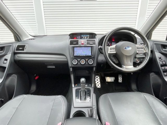 フォレスター2.0 XT アイサイト 4WD
