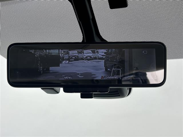 セレナ1.2 e-POWER ハイウェイスターV アーバンクロム