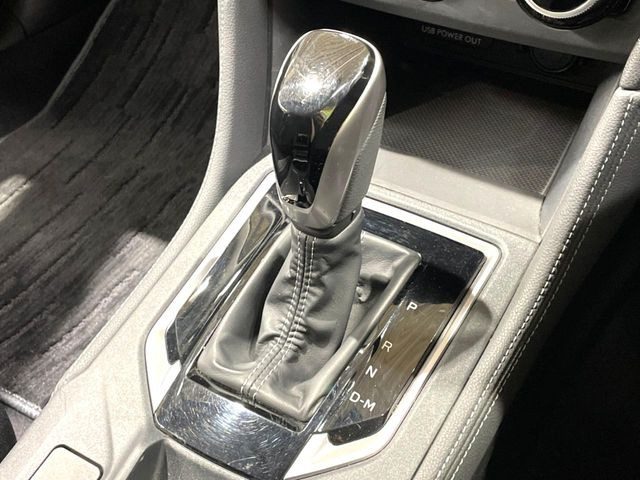 【フロアCVT】無段階変速機能でスムーズな走行をお楽しみいただけます♪エンジンパワーを無駄なく車輪に伝えるから低燃費にも貢献!