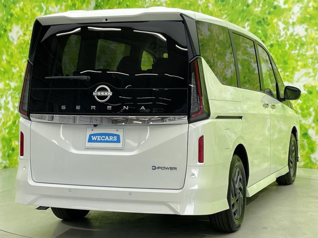 セレナ1.4 e-POWER ハイウェイスターV