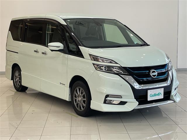 セレナ1.2 e-POWER ハイウェイスターV