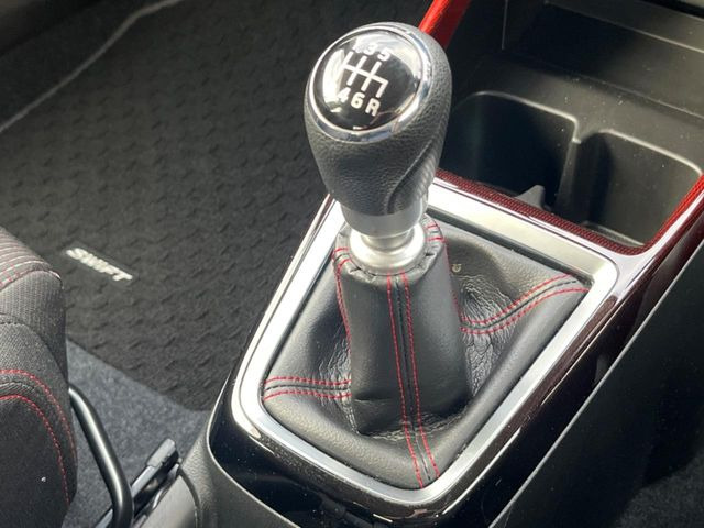 スイフト1.4 スポーツ スズキ セーフティ サポート非装着車