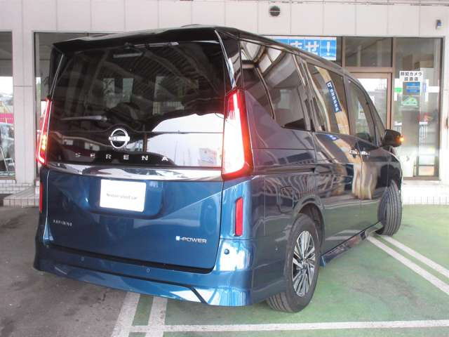 セレナ1.4 e-POWER ルキシオン