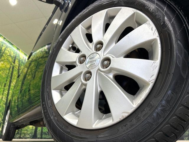 �y����14�C���`�A���~�z�C�[���z�O�ςɃ}�b�`���������A���~�z�C�[���𑕒����Ă���܂��B�e��ЊO�A���~�z�C�[����A�X�^�b�h���X�^�C�����戵�����Ă���܂��B���񂲑��k����������