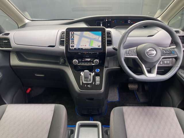 セレナ1.2 e-POWER ハイウェイスターV