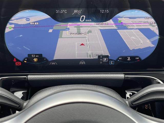 GLAクラスGLA200d 4マチック AMGライン 4WD