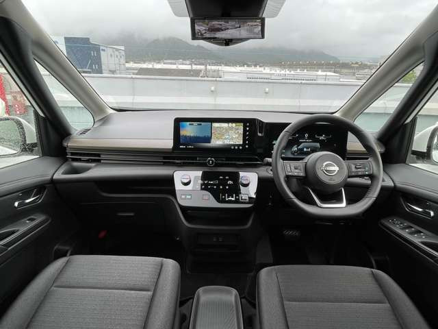 セレナ1.4 e-POWER ハイウェイスターV