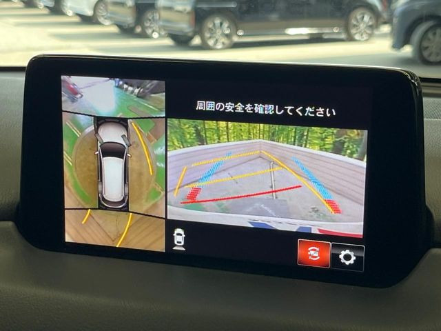 【360&deg;ビューモニター】専用のカメラにより、上から見下ろしたような視点で360度クルマの周囲を確認することができます☆死角部分も確認しやすく、狭い場所での切り返しや駐車もスムーズに行えます。