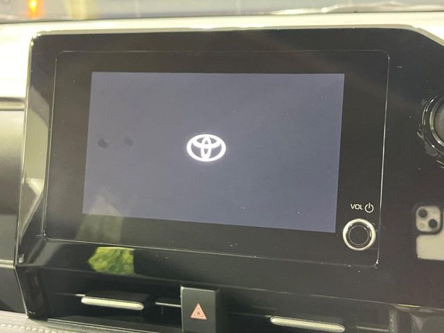 【純正8インチ ディスプレイオーディオ】大画面のディスプレイはAppleCarPlayやAndroidAutoが利用可能。大きな画面でスマホナビアプリ等が利用いただけます♪