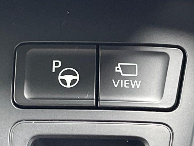 【アドバンストパーク】駐車スペースを検知し、スムーズな駐車をアシスト。狭いスペースへの駐車など、駐車に自信の無い方におすすめの機能です♪